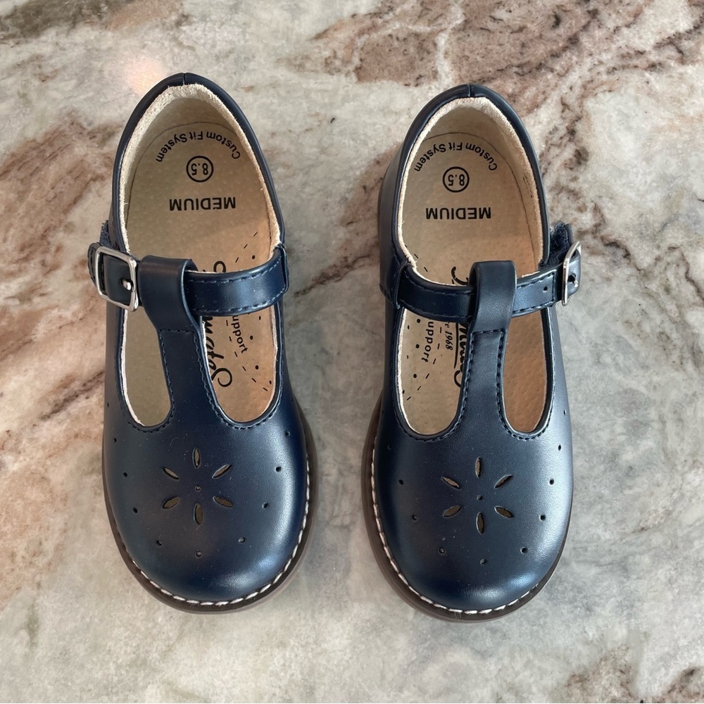 Footmates Navy Leather Mary Janes Sherry Girls Shoes Size 8.5 Arch Support - Picture 2 of 10